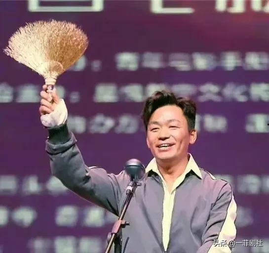 何炅娱乐圈吃瓜爆料视频,一场吃瓜爆料的真实盛宴
