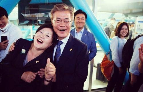 妻子撸在线观看,揭秘家庭伦理剧中的激情与挑战