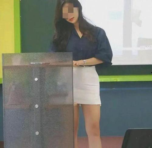 女教师6在线观看,激情燃烧的课堂瞬间，在线观看揭秘