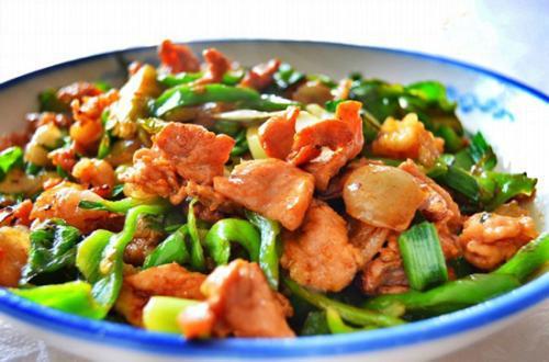 娱乐吃瓜酱辣椒炒肉视频